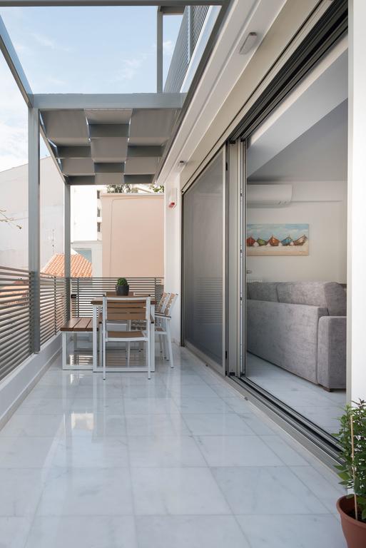Petal Apartments Athena Bagian luar foto
