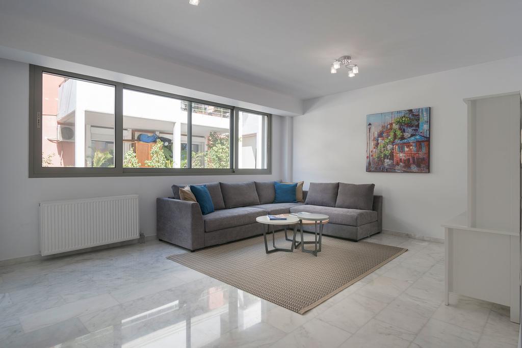 Petal Apartments Athena Bagian luar foto
