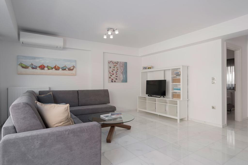 Petal Apartments Athena Bagian luar foto